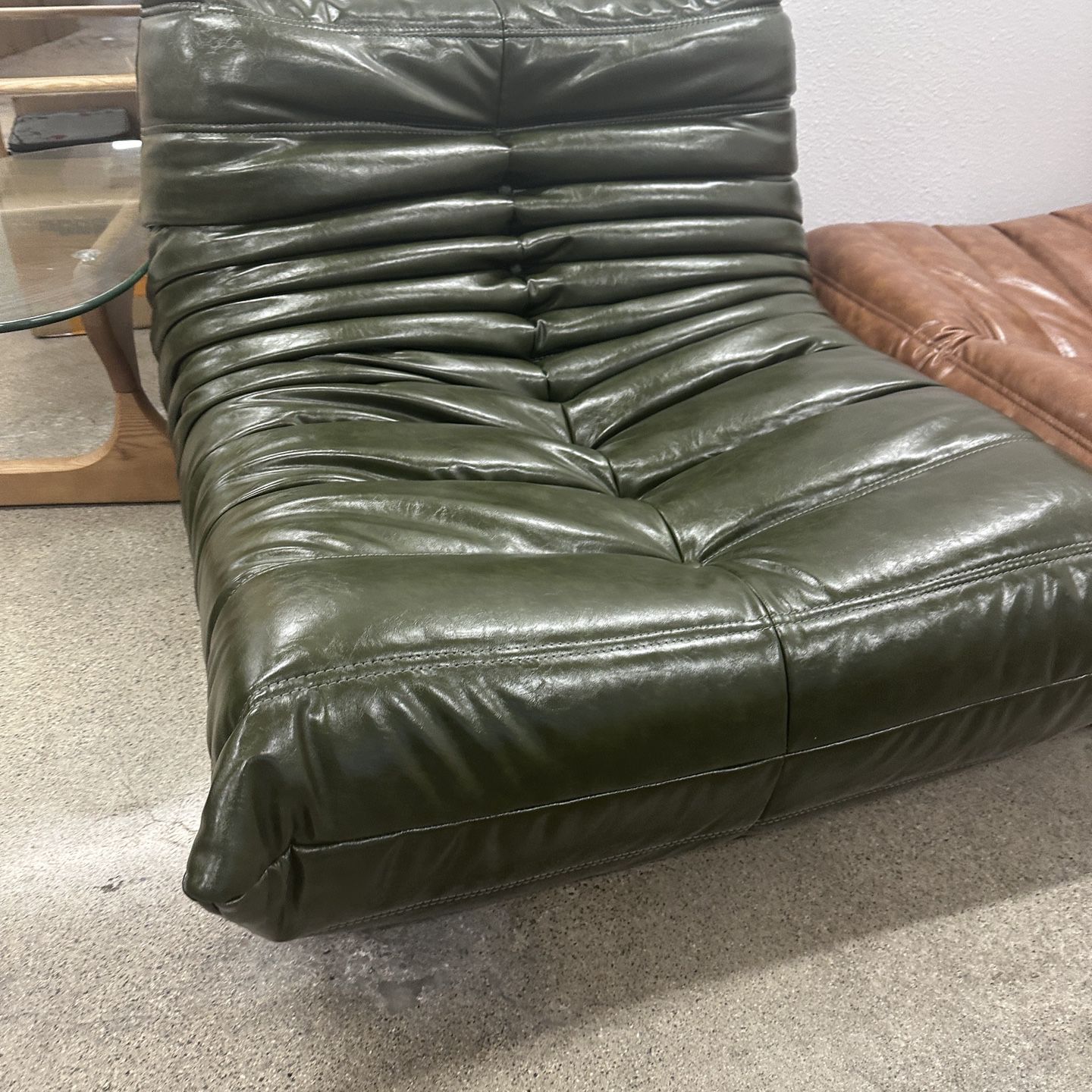 Edith Design Brand New Louvre TOGO Style  Green Vintage Leather Sofa Single Seater