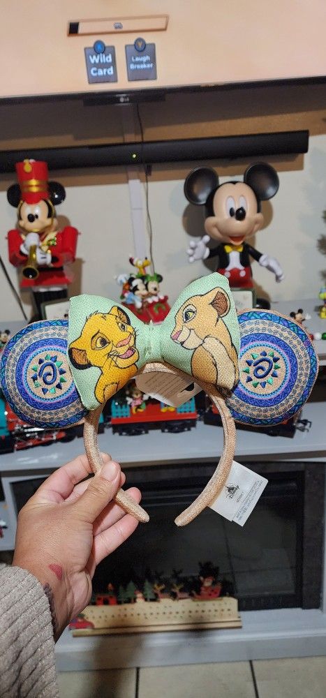 Disney Ears NWT 