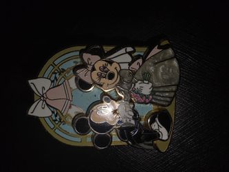 2008 DISNEYS MICKEY/MINNIE MOUSE WEDDING BELLS BRIDE/ GROOM PIN #47557