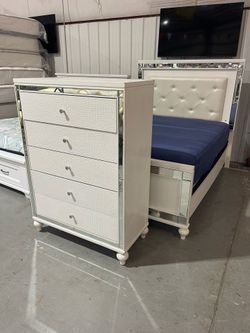 Queen bedroom set