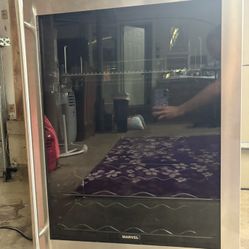 Marvel Wine Refrigerator/ Cooler / Beverage Center 