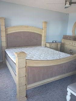 King Bedroom Set
