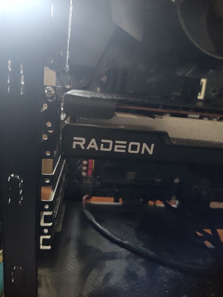 XFX 6700xt   