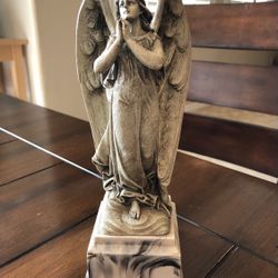 Praying Guardian Angel Statuette Figurine Music Box