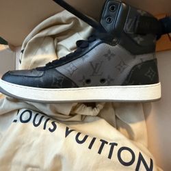Louis Vuitton Men’s Shoe 
