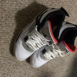Jordan 4