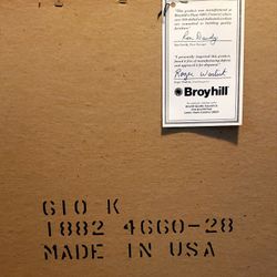 Vintage Broyhill Fontana Solid Pine Dresser / Wall Mirror (48" x 47")