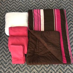 Pink and Brown Twin Bedding Set with Accent Throw Pillow