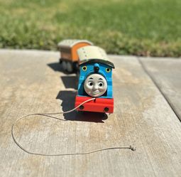 Thomas the Tank Engine Pull Toy with Annie & Clarabel Coaches - Tested & Working