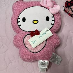 Hello Kitty Pillow UFT