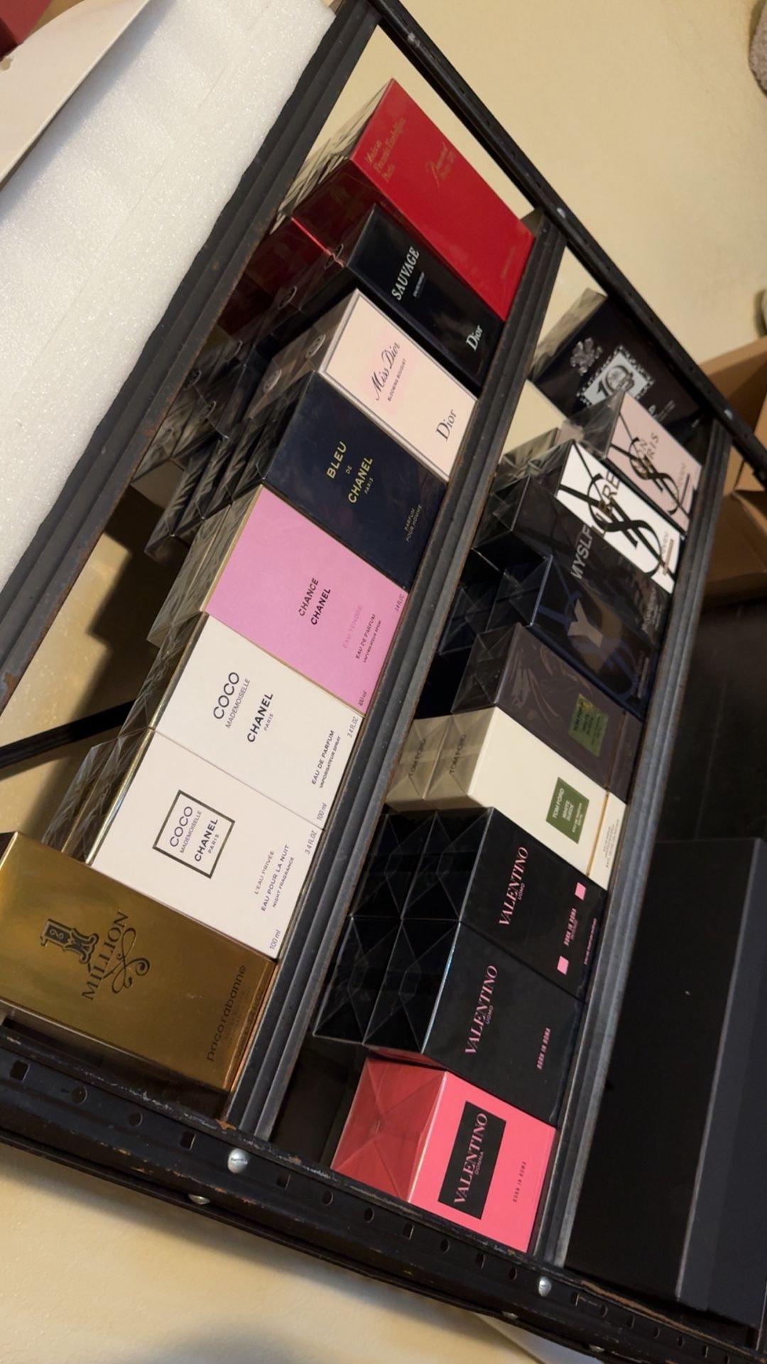 BULK SELL COLOGNES | PERFUMES