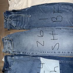 CLOSET SALE SIZE SMALL WOMANS