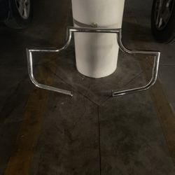 2007 Harley Davidson.... Crush Bars one has pegs included