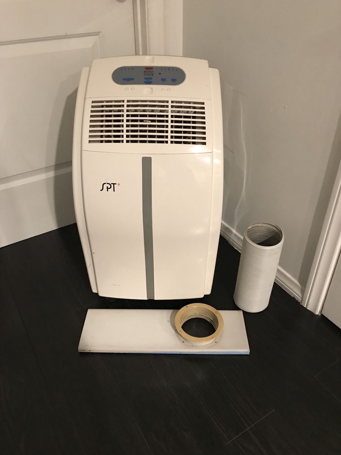 SPT 12,000 BTU AC Air Conditioner Aire Acondicionado