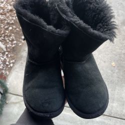 Ugg
