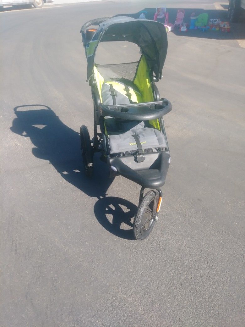 Baby Trend Jogging Stroller