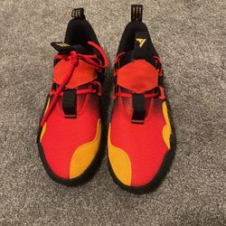 Trae Young 1s Atlanta Hawks Size 10.5 Men