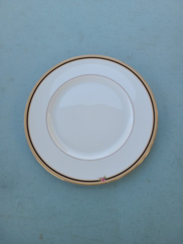 Wedgwood Clio Dinner Plates Set of 8- 10 3/4"