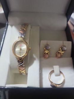 Nice gift set - watch earrings and adjustable ring $50