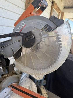 RIDGID Miter Saw