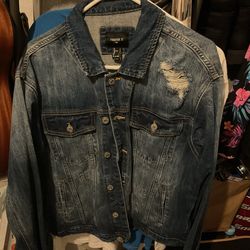 Forever 21 denim jacket large
