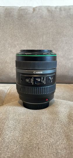 Canon EF 70-300mm f4.5-5.6 DO IS USM Zoom Camera Lens