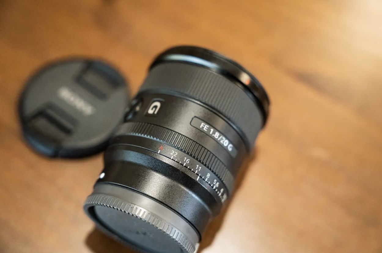 Sony 20mm 1.8 FE G Lens