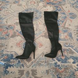 Black leather thigh high Fashion Nova boots 