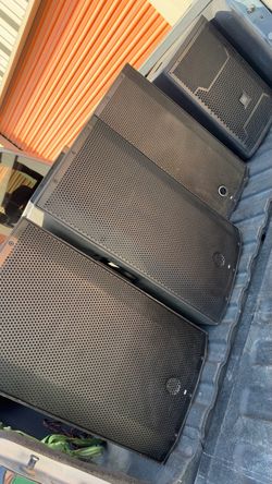 Mackie speakers JBL DJ