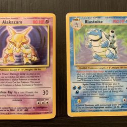 POKEMON HOLO CARDS