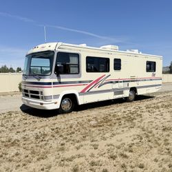 1994 Fleetwood flair 30ft Cream puff