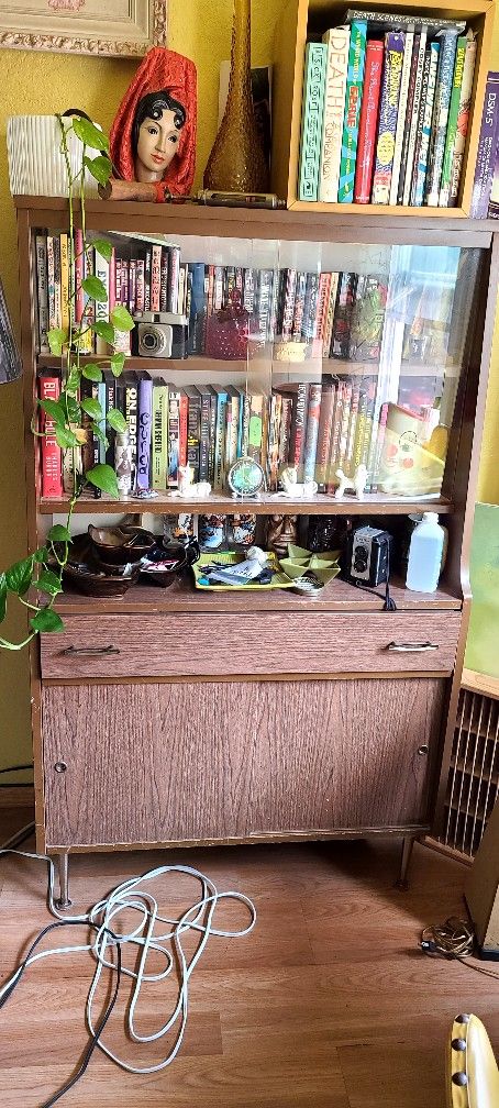 Vintage Mid Century Hutch