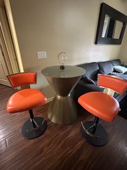 Mid-Century Bistro Table with 2 Bar Stools