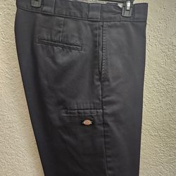 Dickies Black Shorts Size 38