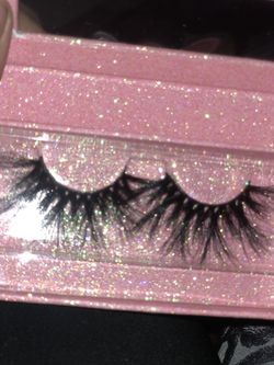Zayybeslayyinn’s lashes