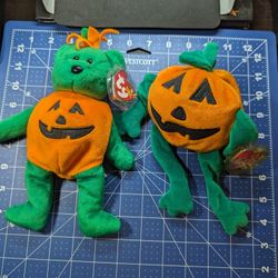 Beanie Babies Halloween Tricky the Bear & Trick R Treat Pumpkin Jack o' Lantern