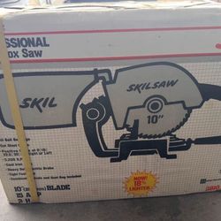 New: Skilsaw miter saw 10” blade