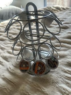 Keurig holder with some free pods