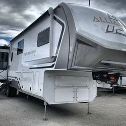 NEW 2025 Alliance RV Paradigm 380MP