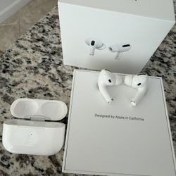 Used Apple AirPods Pro 