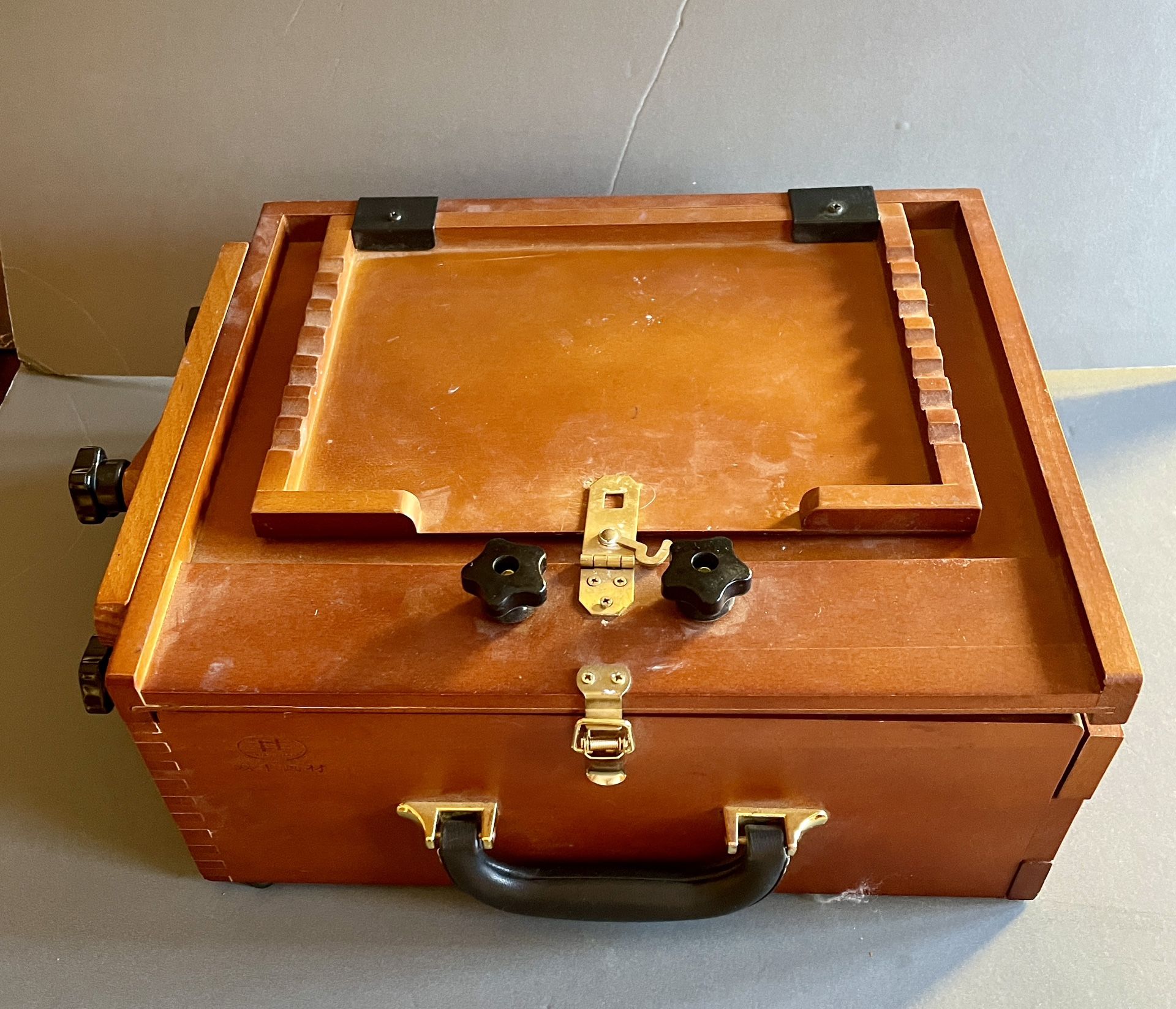 Wooden Pochade Box With Paints, Brushes & Paper