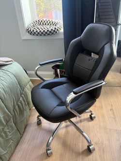 Computer chair