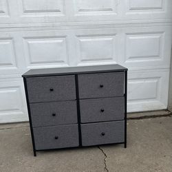  Dresser for Bedroom, Chest of Drawers, 6 Drawer Dresser, Closet Fabric Dresser with Metal Frame, Gray and Black with Wood Grain, 11.8”D x 31.5”W x 27