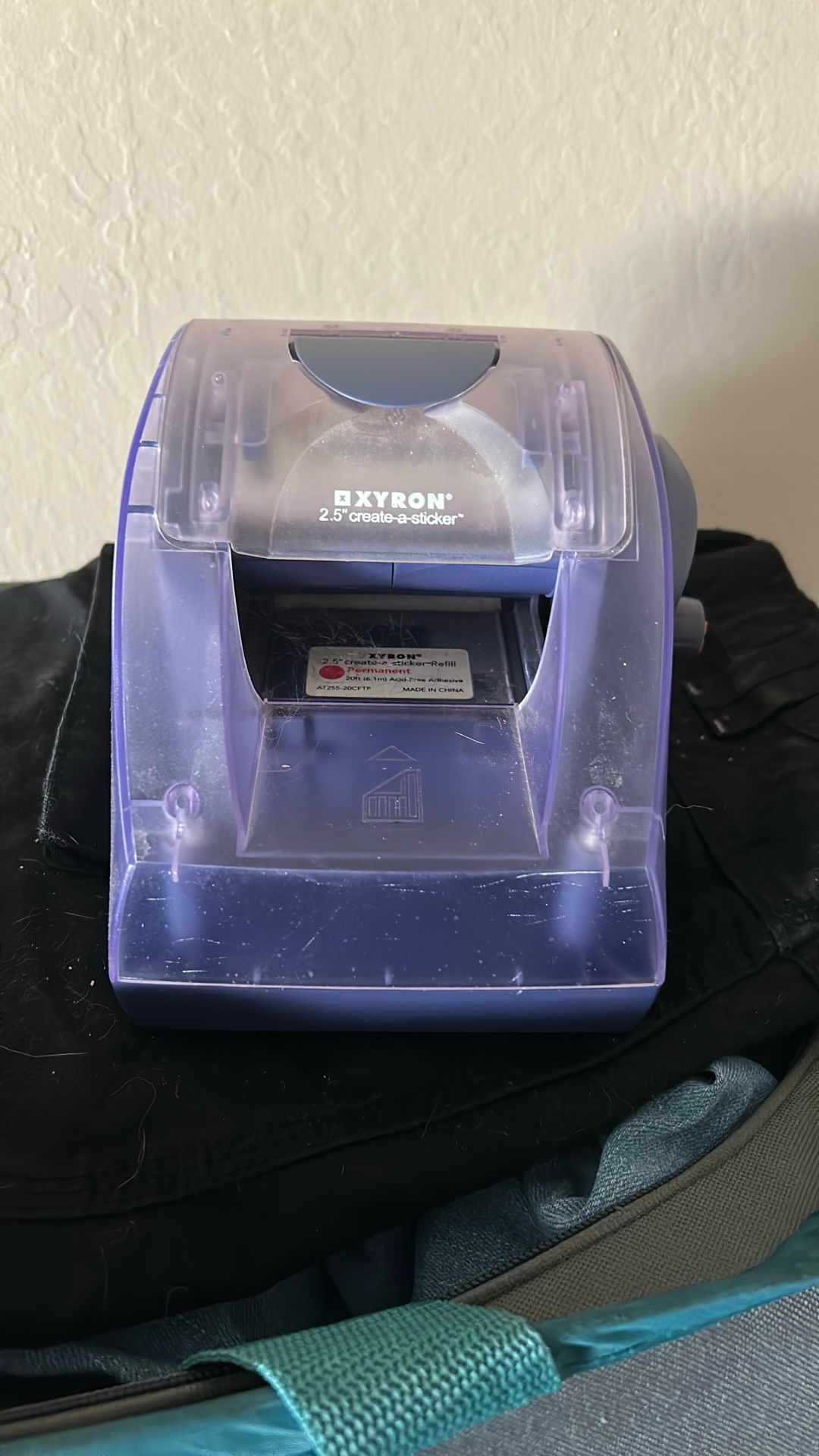 2.5” Sticker Creator Machine