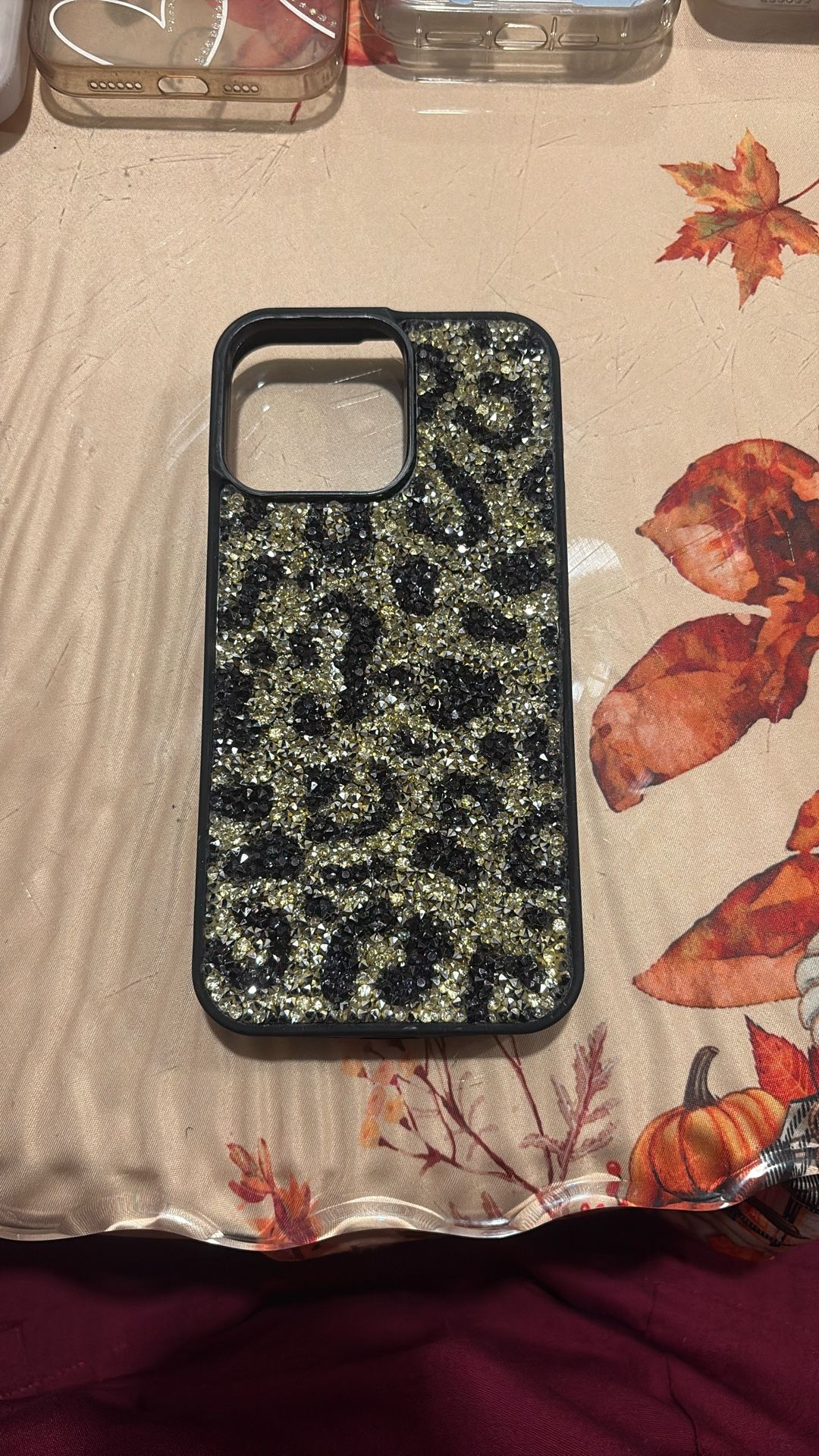 Selling iPhone 14 Plus Cases
