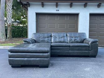 Couch/Sofa Sectional - Leather - Delivery Available 🚛