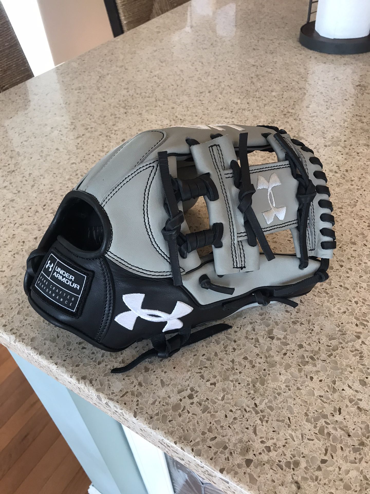 Under Armour Baseball Glove - New 11.5”