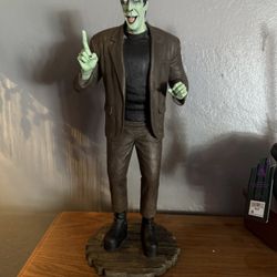 Herman Munster Statue