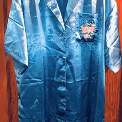 LADIES SIZE MEDIUM LOUNGING PAJAMA SET EMBROIDERED ROSE POCKET in ROYAL BLUE - OPEN BOX UNUSED JUST UNPACKED by SARAH SPENCER