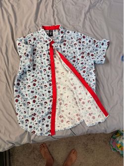 XT large men’s Marvel button down